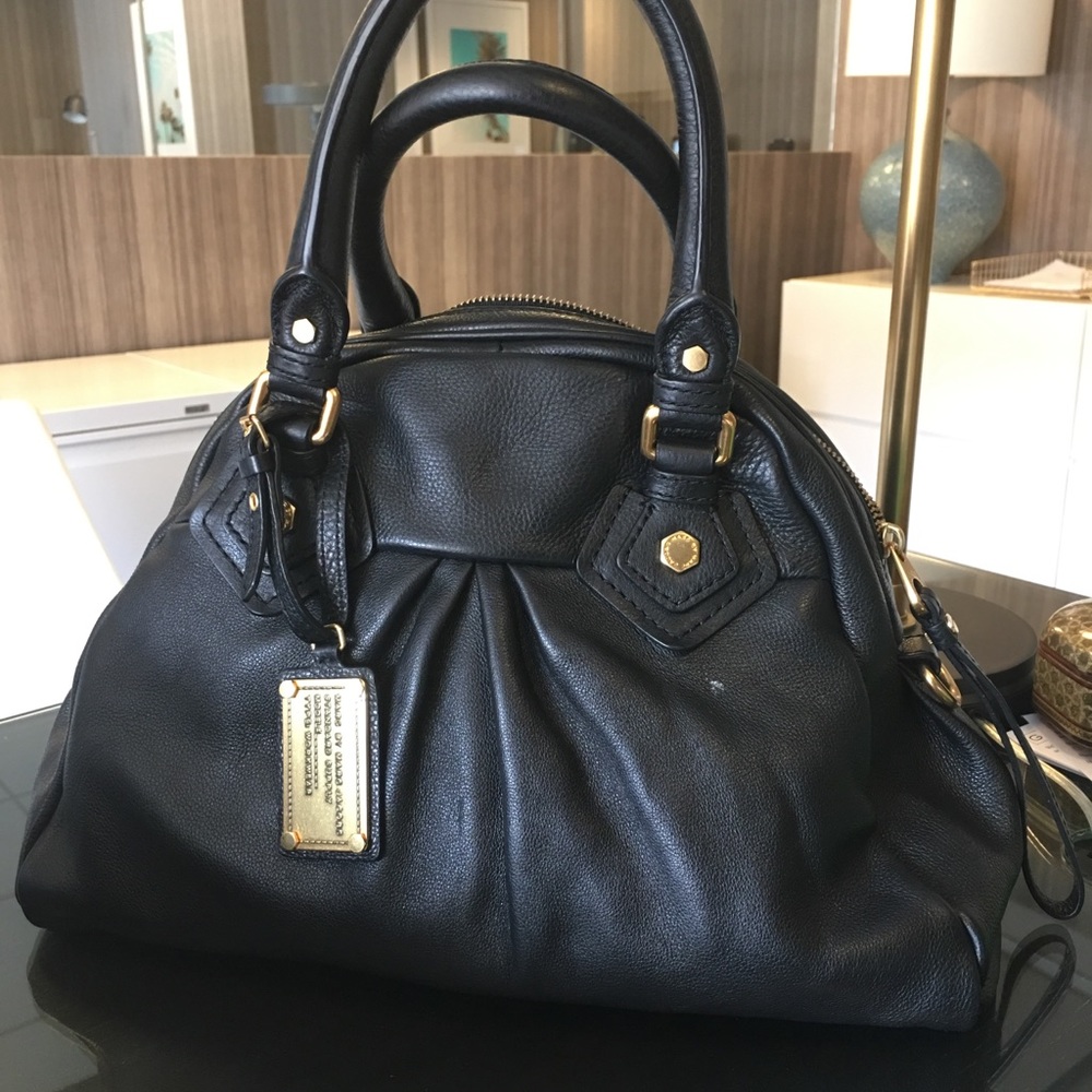Marc by Marc Jacobs Designer bag
Now includes the wallet.